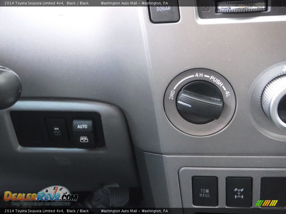 Controls of 2014 Toyota Sequoia Limited 4x4 Photo #24