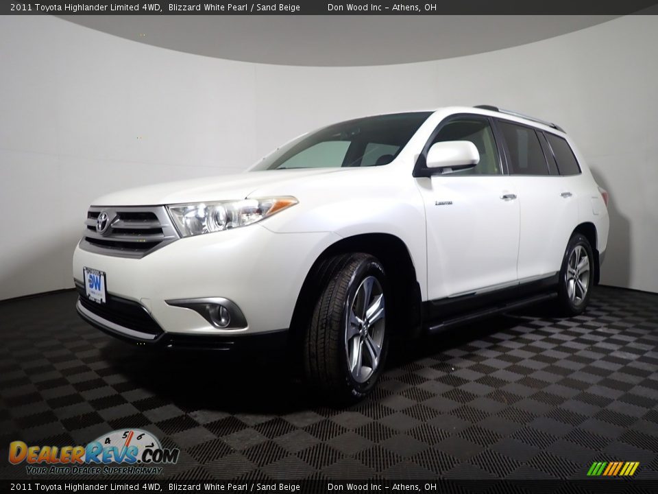 2011 Toyota Highlander Limited 4WD Blizzard White Pearl / Sand Beige Photo #8