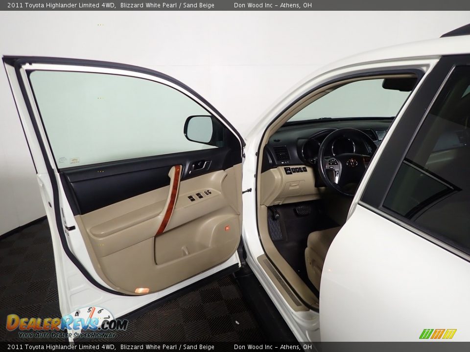 2011 Toyota Highlander Limited 4WD Blizzard White Pearl / Sand Beige Photo #20