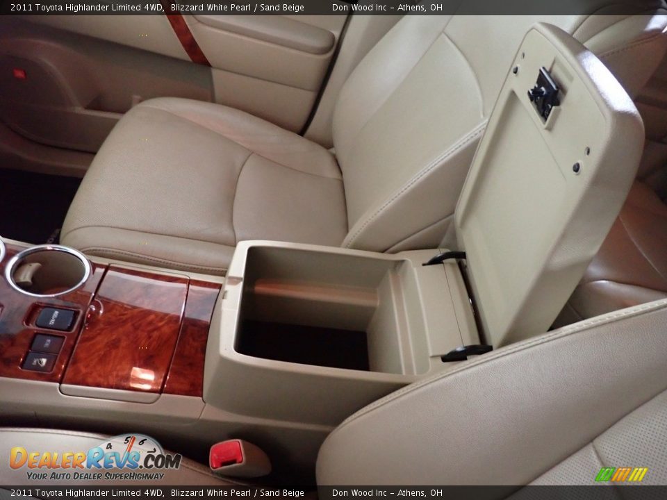 2011 Toyota Highlander Limited 4WD Blizzard White Pearl / Sand Beige Photo #36