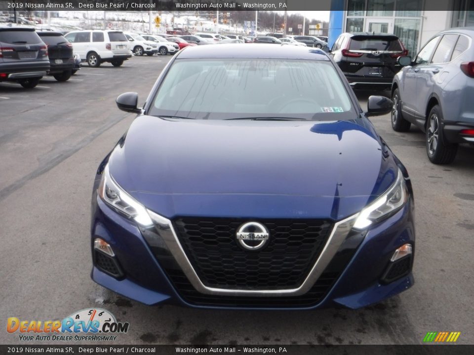 2019 Nissan Altima SR Deep Blue Pearl / Charcoal Photo #4