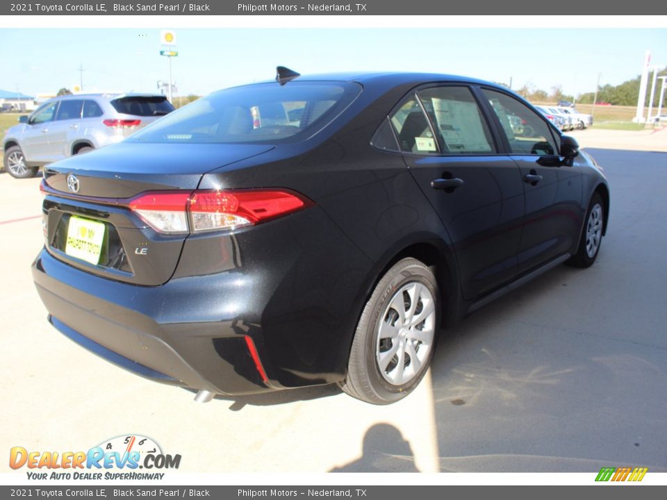 2021 Toyota Corolla LE Black Sand Pearl / Black Photo #7