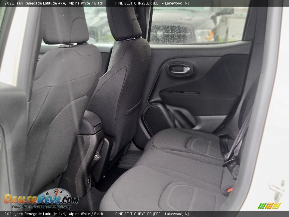 2021 Jeep Renegade Latitude 4x4 Alpine White / Black Photo #9