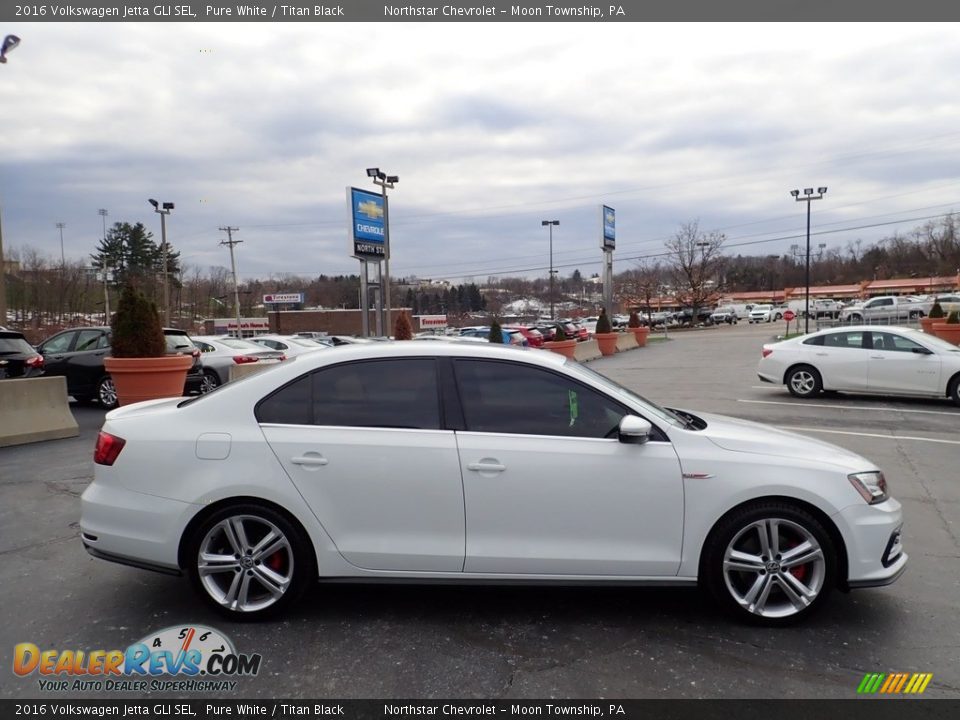 Pure White 2016 Volkswagen Jetta GLI SEL Photo #10