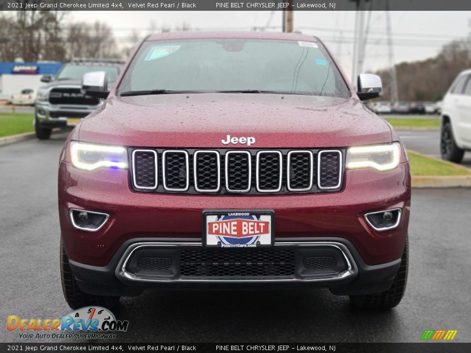 2021 Jeep Grand Cherokee Limited 4x4 Velvet Red Pearl / Black Photo #3