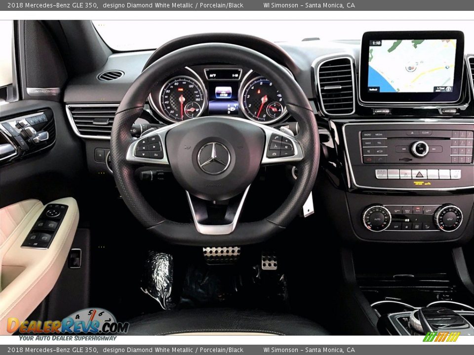 Dashboard of 2018 Mercedes-Benz GLE 350 Photo #4