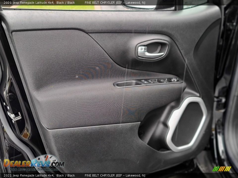 2021 Jeep Renegade Latitude 4x4 Black / Black Photo #12