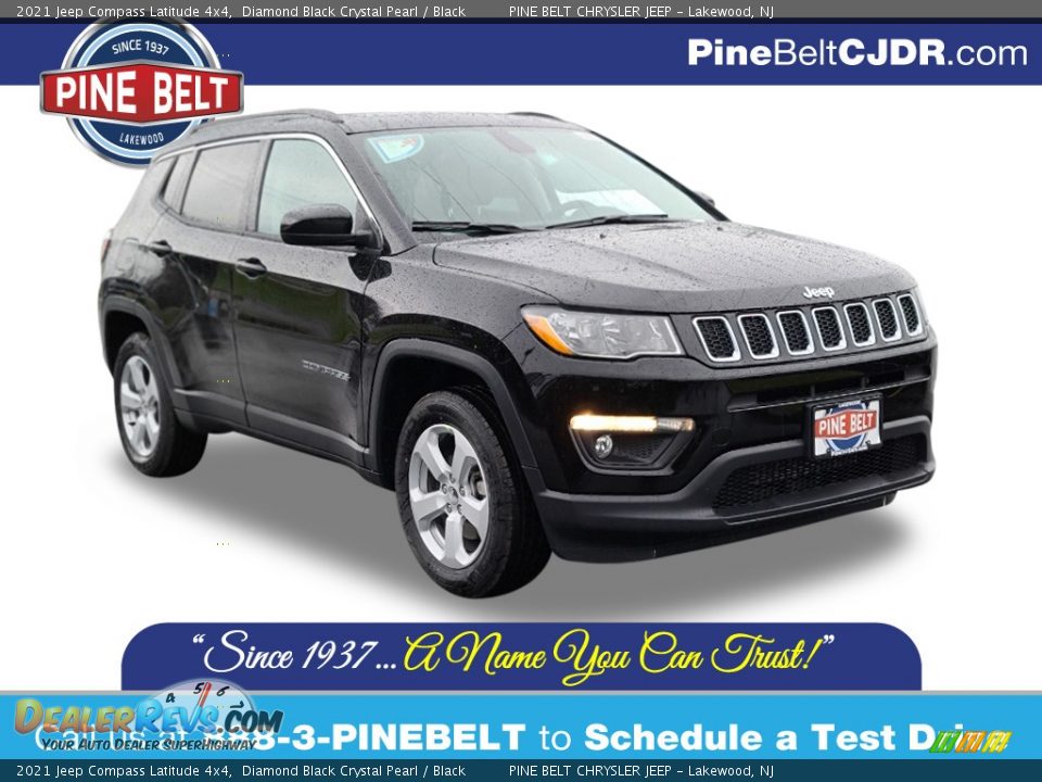 2021 Jeep Compass Latitude 4x4 Diamond Black Crystal Pearl / Black Photo #1