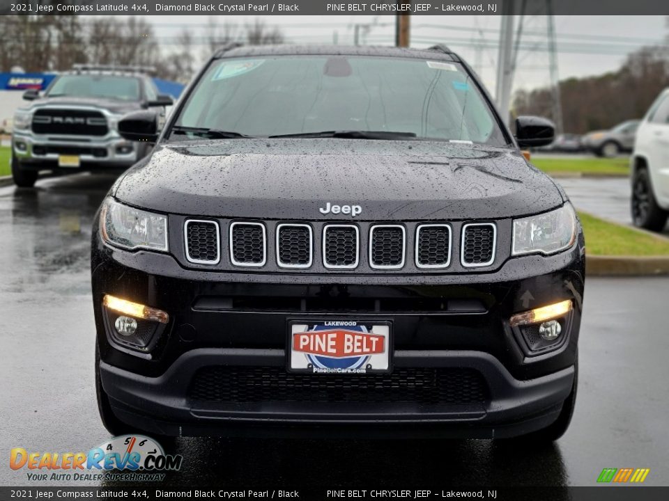 2021 Jeep Compass Latitude 4x4 Diamond Black Crystal Pearl / Black Photo #3