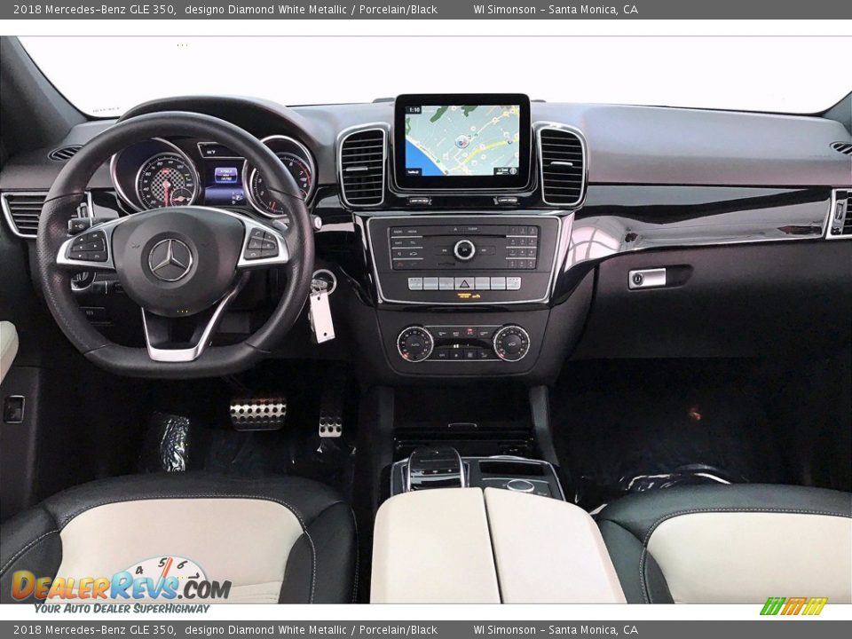 Dashboard of 2018 Mercedes-Benz GLE 350 Photo #15