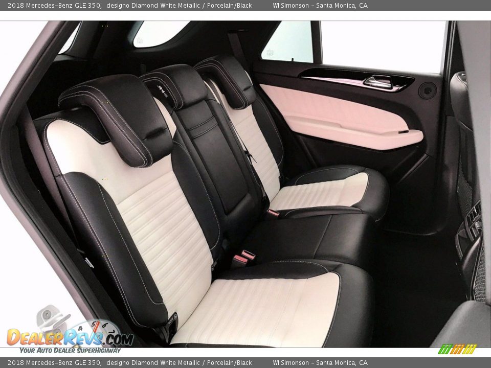 Rear Seat of 2018 Mercedes-Benz GLE 350 Photo #19