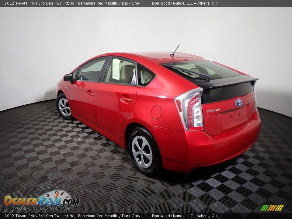 2012 Toyota Prius 3rd Gen Two Hybrid Barcelona Red Metallic / Dark Gray Photo #10