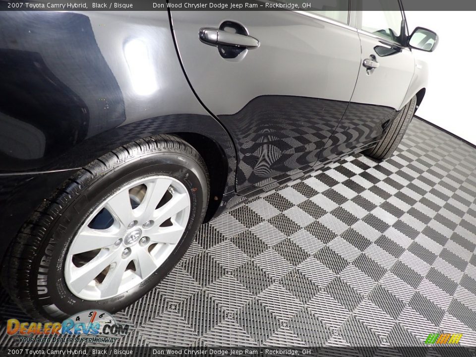 2007 Toyota Camry Hybrid Black / Bisque Photo #17