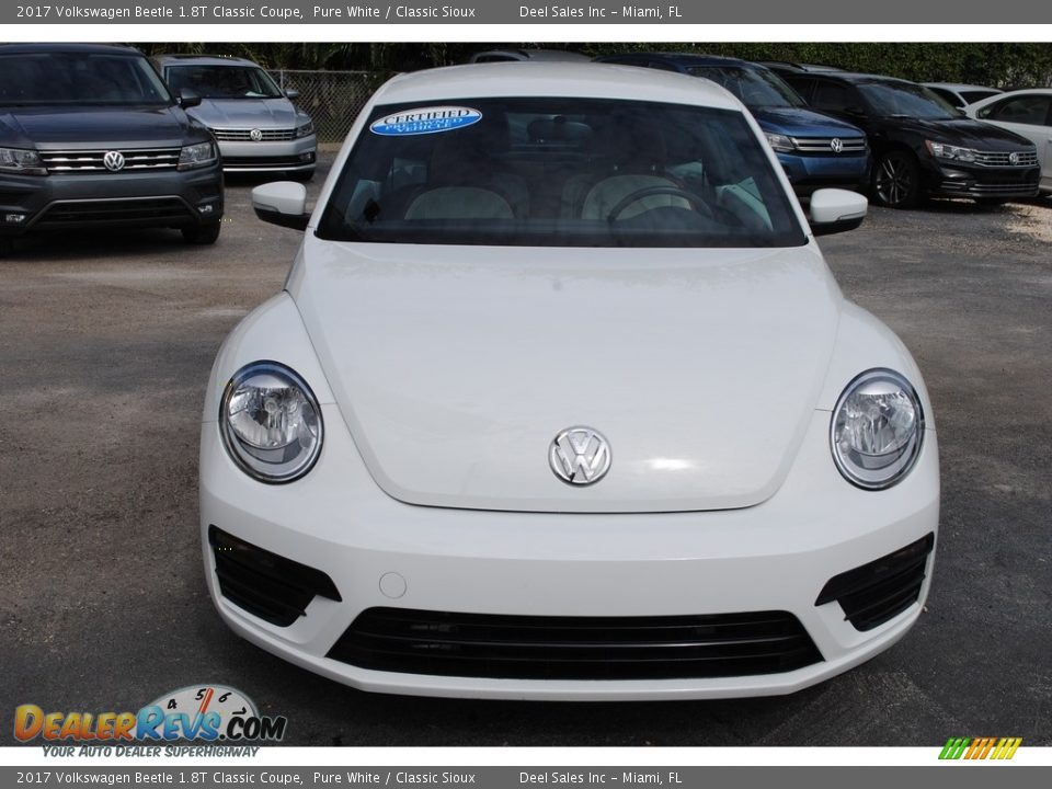 2017 Volkswagen Beetle 1.8T Classic Coupe Pure White / Classic Sioux Photo #3