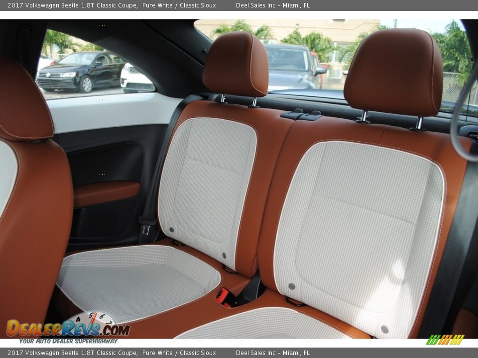 Rear Seat of 2017 Volkswagen Beetle 1.8T Classic Coupe Photo #11