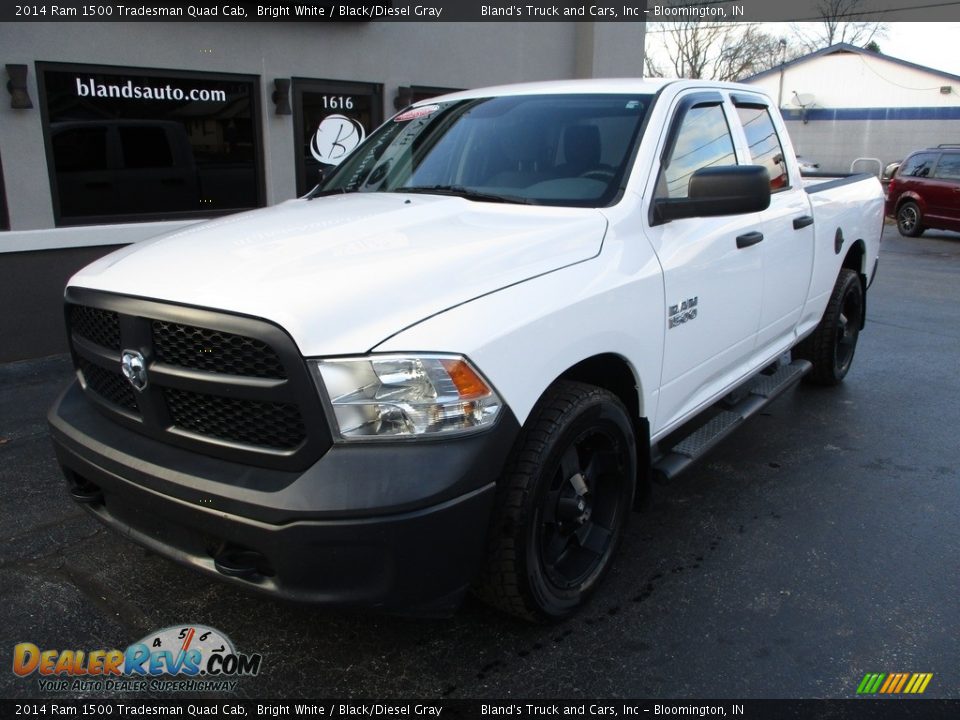 2014 Ram 1500 Tradesman Quad Cab Bright White / Black/Diesel Gray Photo #2