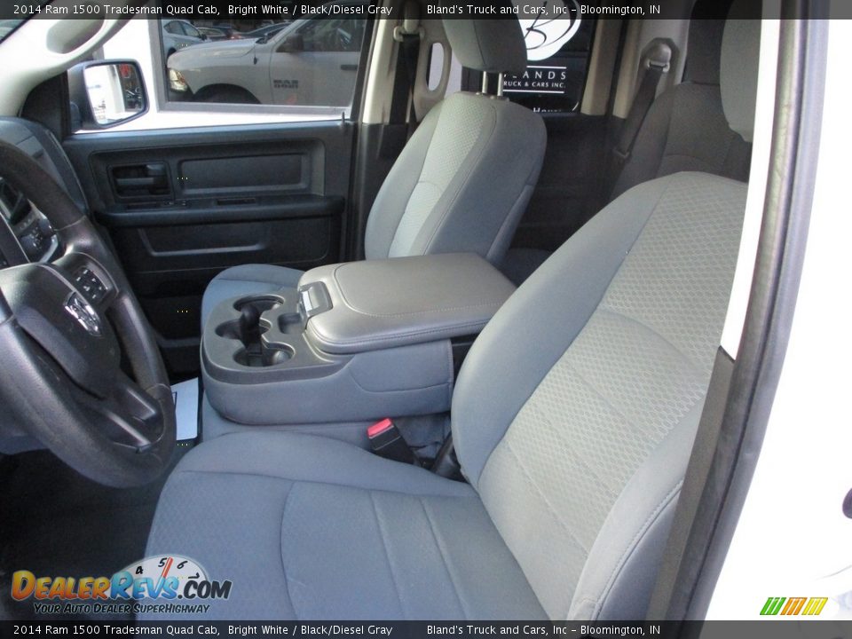 2014 Ram 1500 Tradesman Quad Cab Bright White / Black/Diesel Gray Photo #7