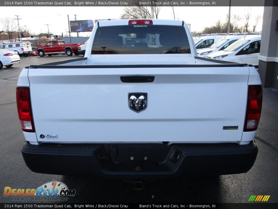 2014 Ram 1500 Tradesman Quad Cab Bright White / Black/Diesel Gray Photo #26