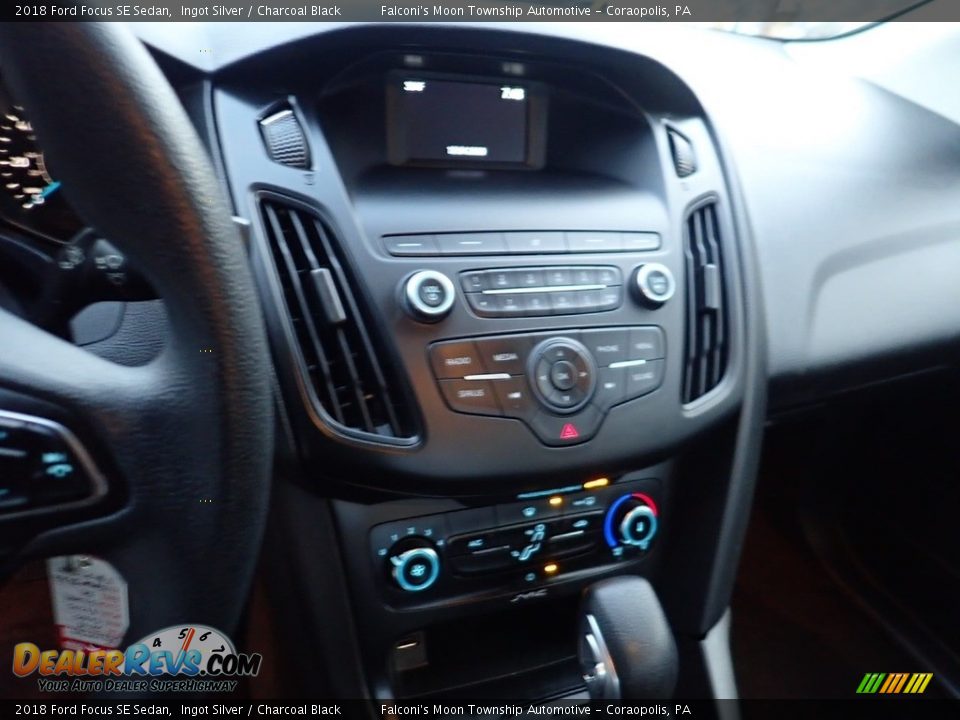 2018 Ford Focus SE Sedan Ingot Silver / Charcoal Black Photo #22