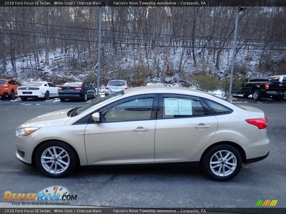 2018 Ford Focus SE Sedan White Gold / Charcoal Black Photo #6