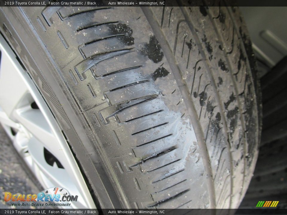 2019 Toyota Corolla LE Falcon Gray metallic / Black Photo #9