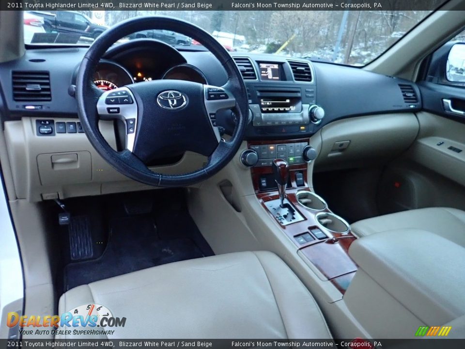 2011 Toyota Highlander Limited 4WD Blizzard White Pearl / Sand Beige Photo #18