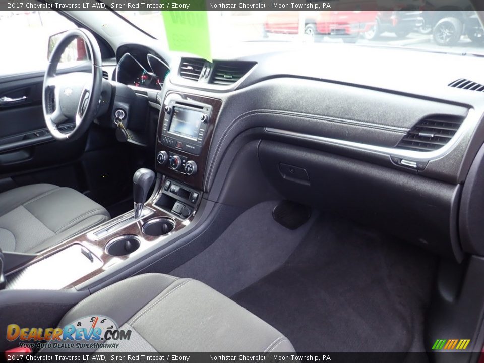 2017 Chevrolet Traverse LT AWD Siren Red Tintcoat / Ebony Photo #16