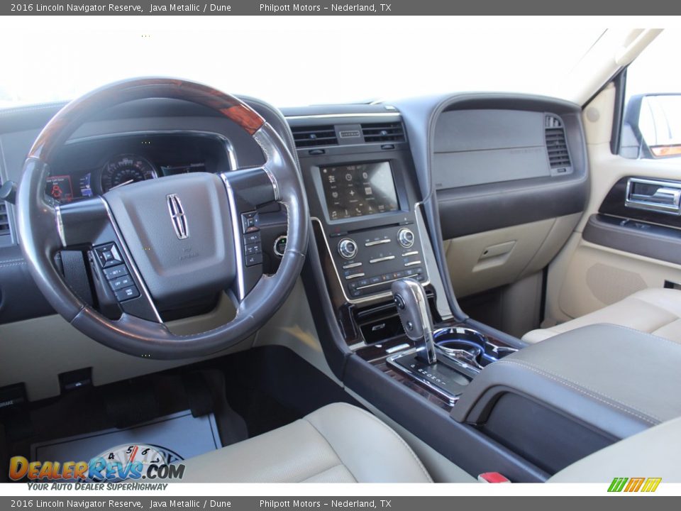 Dune Interior - 2016 Lincoln Navigator Reserve Photo #21