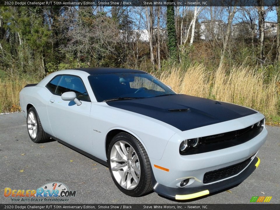 Front 3/4 View of 2020 Dodge Challenger R/T 50th Anniversary Edition Photo #4