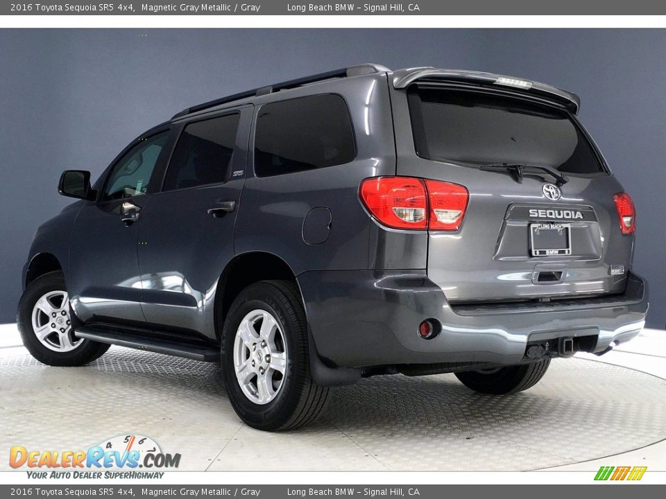 2016 Toyota Sequoia SR5 4x4 Magnetic Gray Metallic / Gray Photo #10