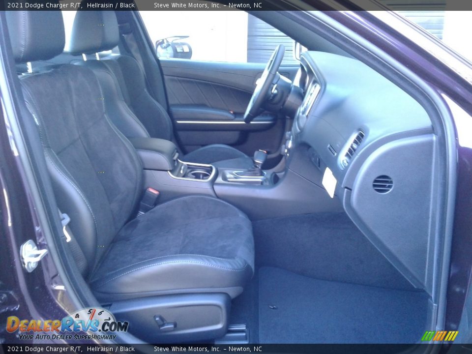 Front Seat of 2021 Dodge Charger R/T Photo #17