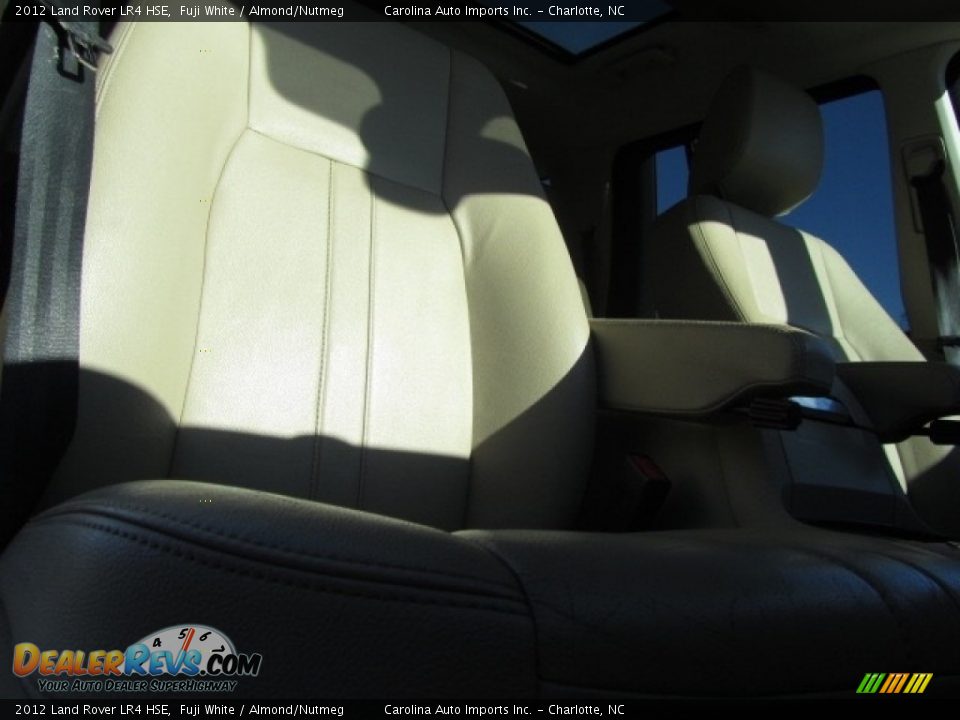 2012 Land Rover LR4 HSE Fuji White / Almond/Nutmeg Photo #23