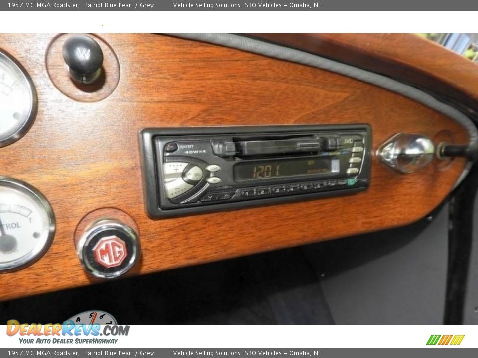 Audio System of 1957 MG MGA Roadster Photo #20