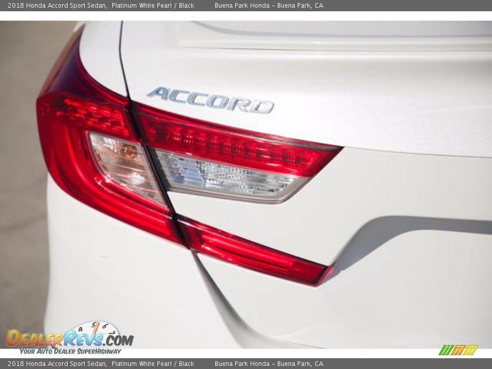 2018 Honda Accord Sport Sedan Platinum White Pearl / Black Photo #10