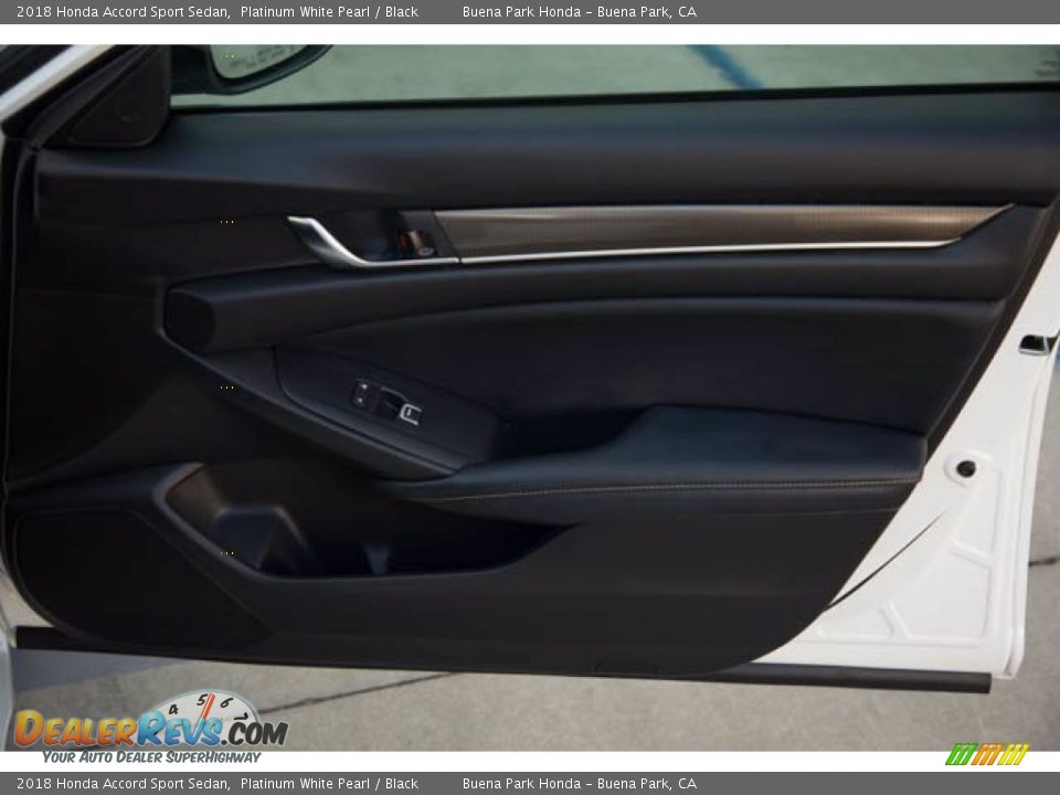 2018 Honda Accord Sport Sedan Platinum White Pearl / Black Photo #32