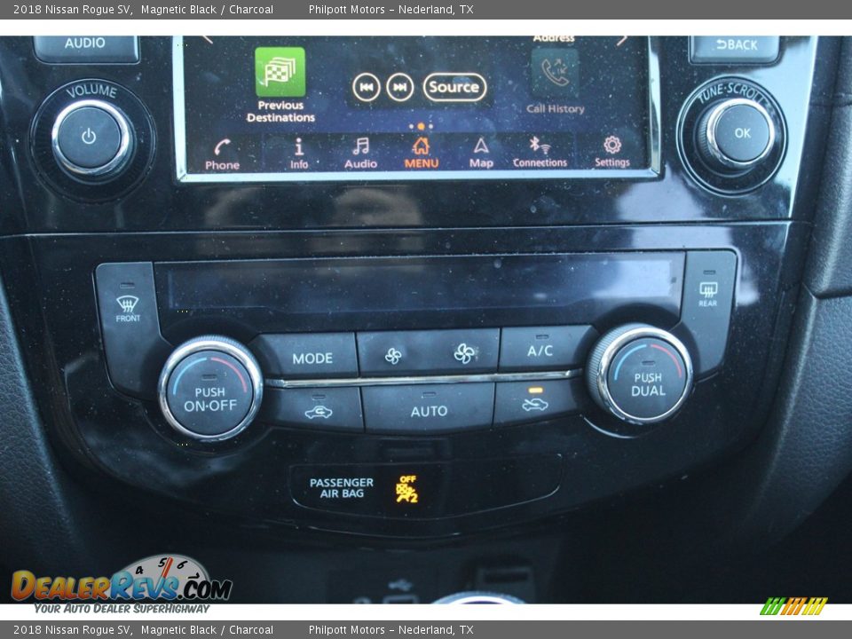2018 Nissan Rogue SV Magnetic Black / Charcoal Photo #21