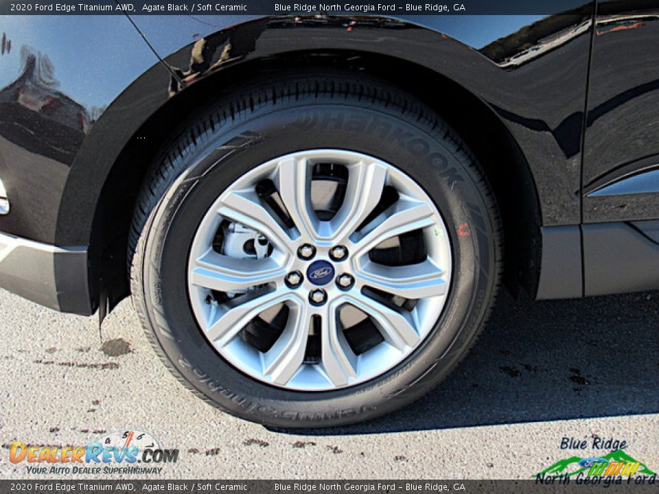 2020 Ford Edge Titanium AWD Agate Black / Soft Ceramic Photo #9