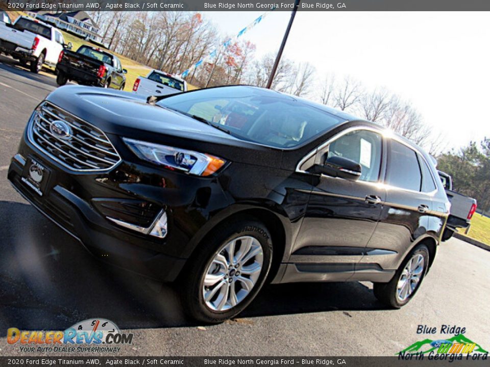 2020 Ford Edge Titanium AWD Agate Black / Soft Ceramic Photo #25