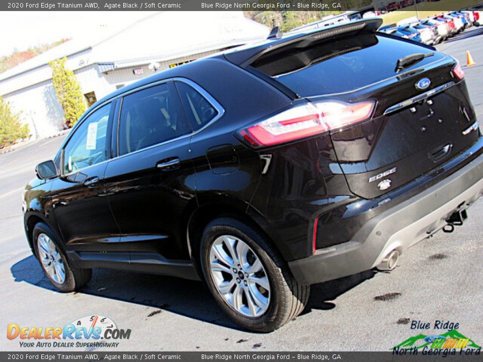 2020 Ford Edge Titanium AWD Agate Black / Soft Ceramic Photo #28