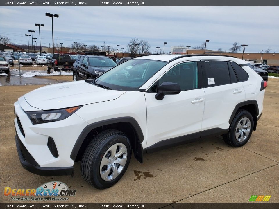 2021 Toyota RAV4 LE AWD Super White / Black Photo #1