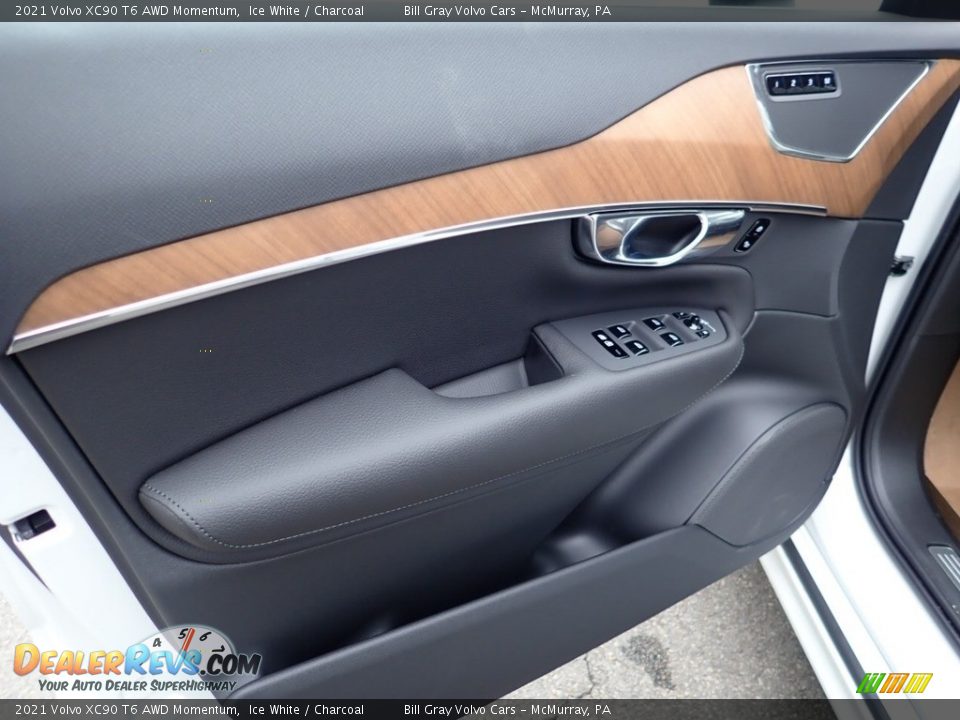 2021 Volvo XC90 T6 AWD Momentum Ice White / Charcoal Photo #11