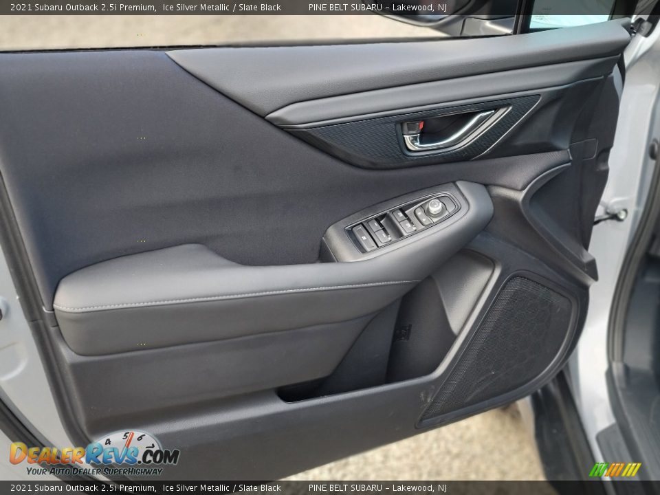 2021 Subaru Outback 2.5i Premium Ice Silver Metallic / Slate Black Photo #13