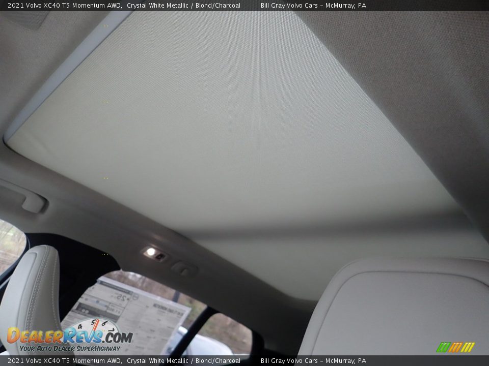 2021 Volvo XC40 T5 Momentum AWD Crystal White Metallic / Blond/Charcoal Photo #12