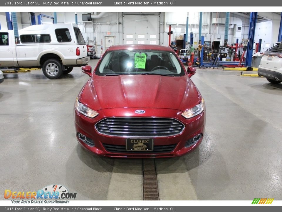 2015 Ford Fusion SE Ruby Red Metallic / Charcoal Black Photo #2