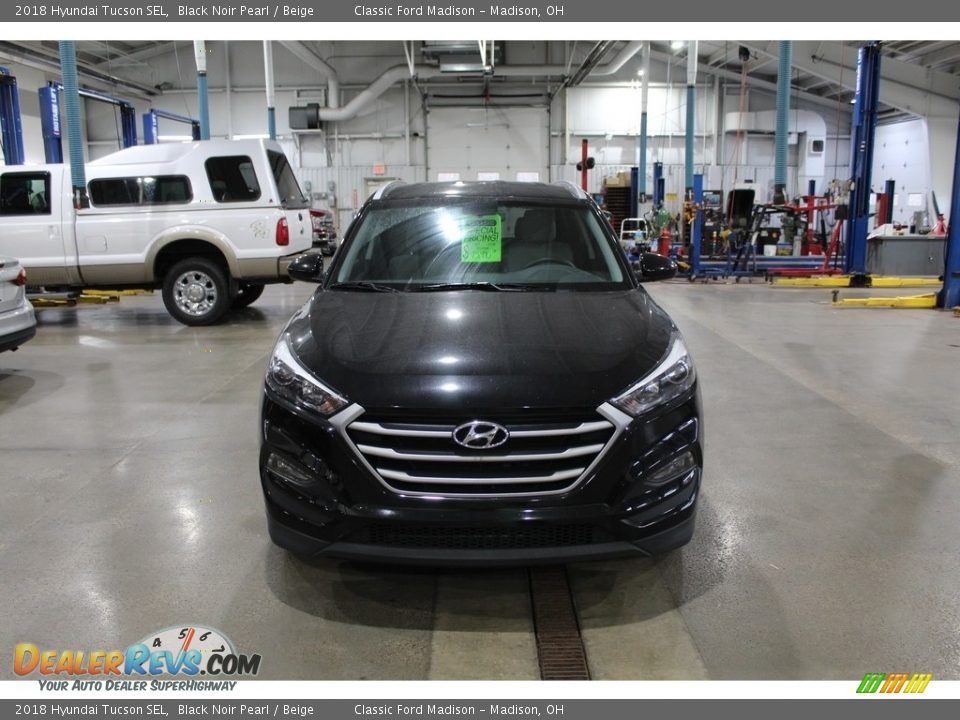 2018 Hyundai Tucson SEL Black Noir Pearl / Beige Photo #2