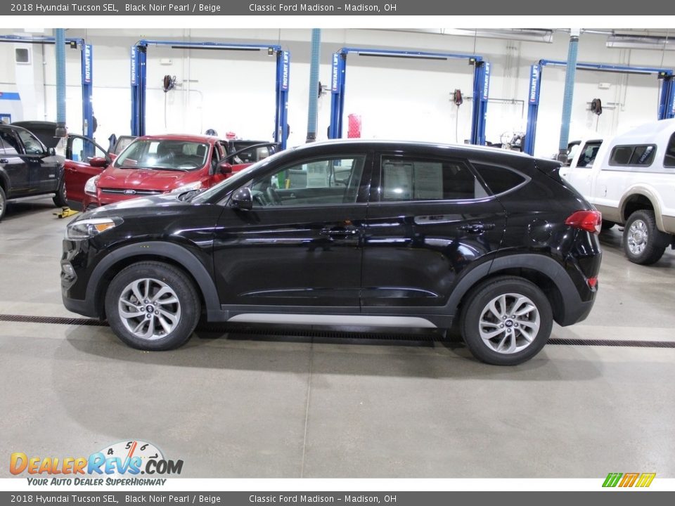 2018 Hyundai Tucson SEL Black Noir Pearl / Beige Photo #8