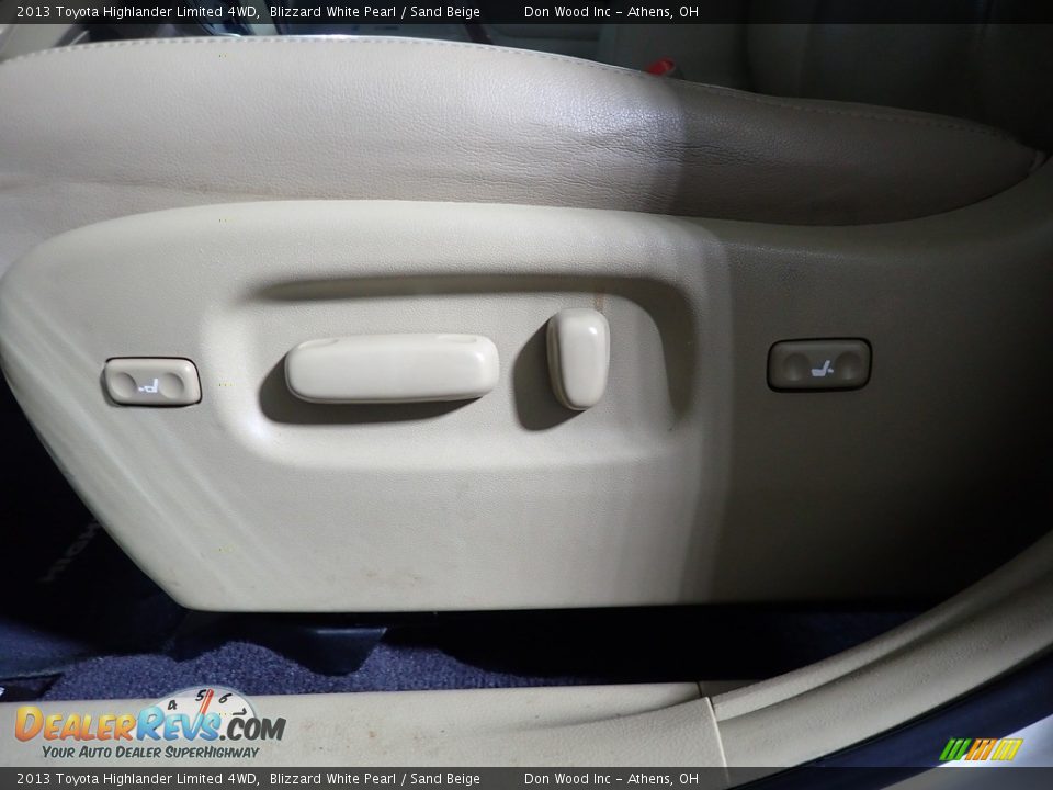 2013 Toyota Highlander Limited 4WD Blizzard White Pearl / Sand Beige Photo #24