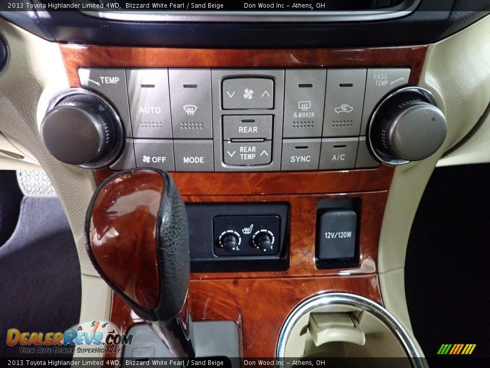 2013 Toyota Highlander Limited 4WD Blizzard White Pearl / Sand Beige Photo #35