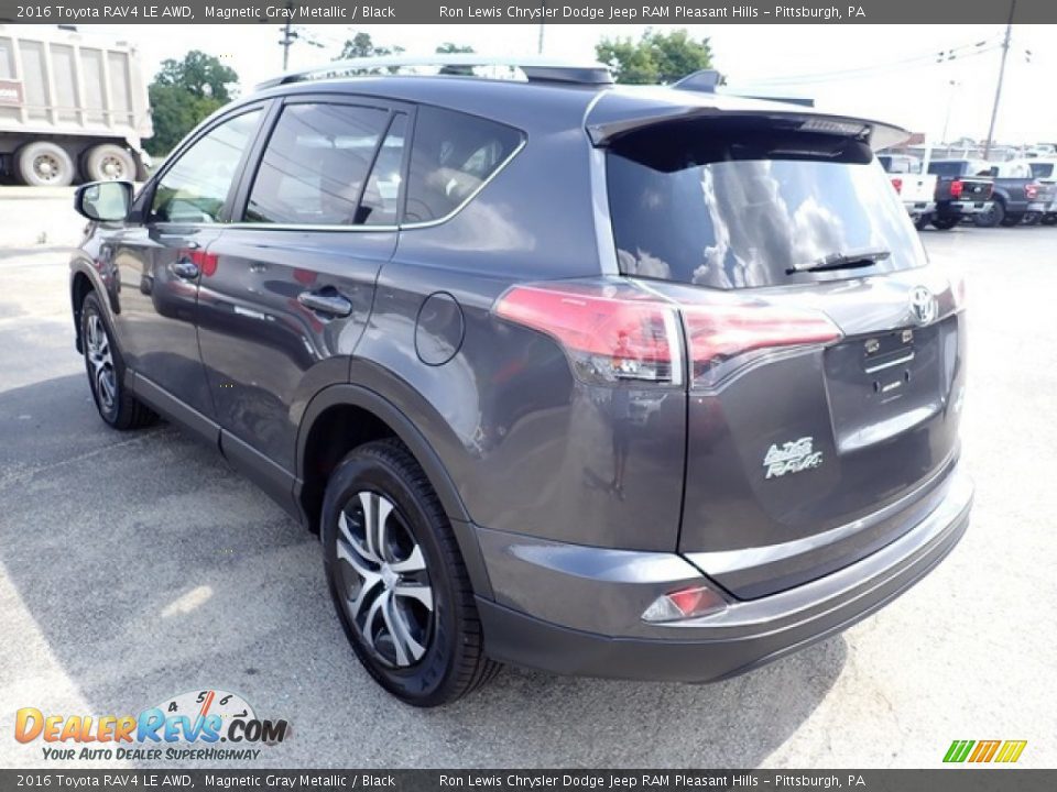 2016 Toyota RAV4 LE AWD Magnetic Gray Metallic / Black Photo #3