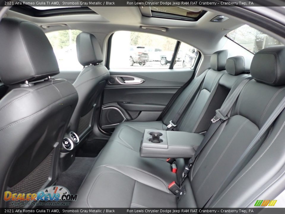 2021 Alfa Romeo Giulia TI AWD Stromboli Gray Metallic / Black Photo #13